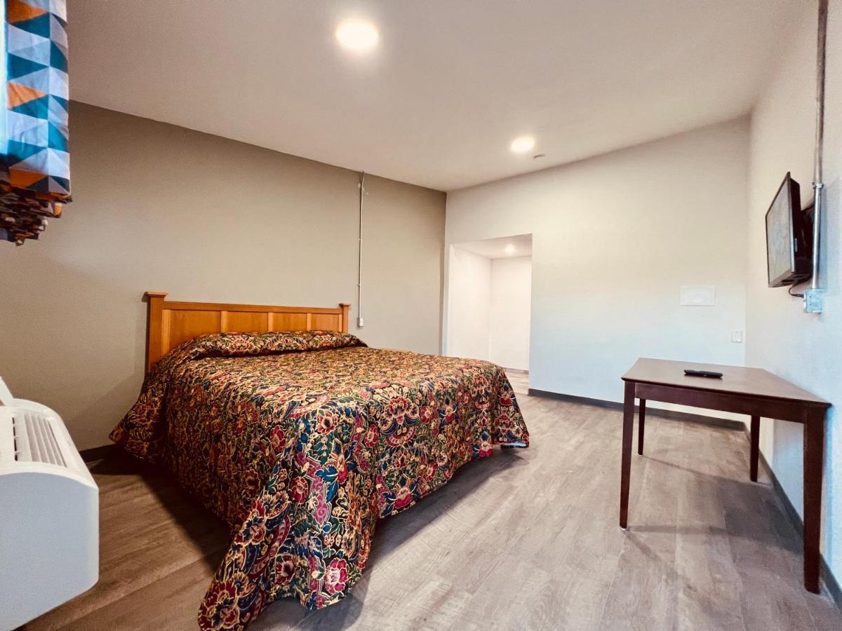 Express Inn Hotel Дейтон Экстерьер фото